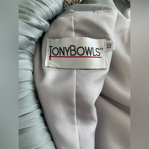 Tony Bowls One-shoulder Cocktail Dress with Ruched Body and Jewelled Neckline - Picture 14 of 15